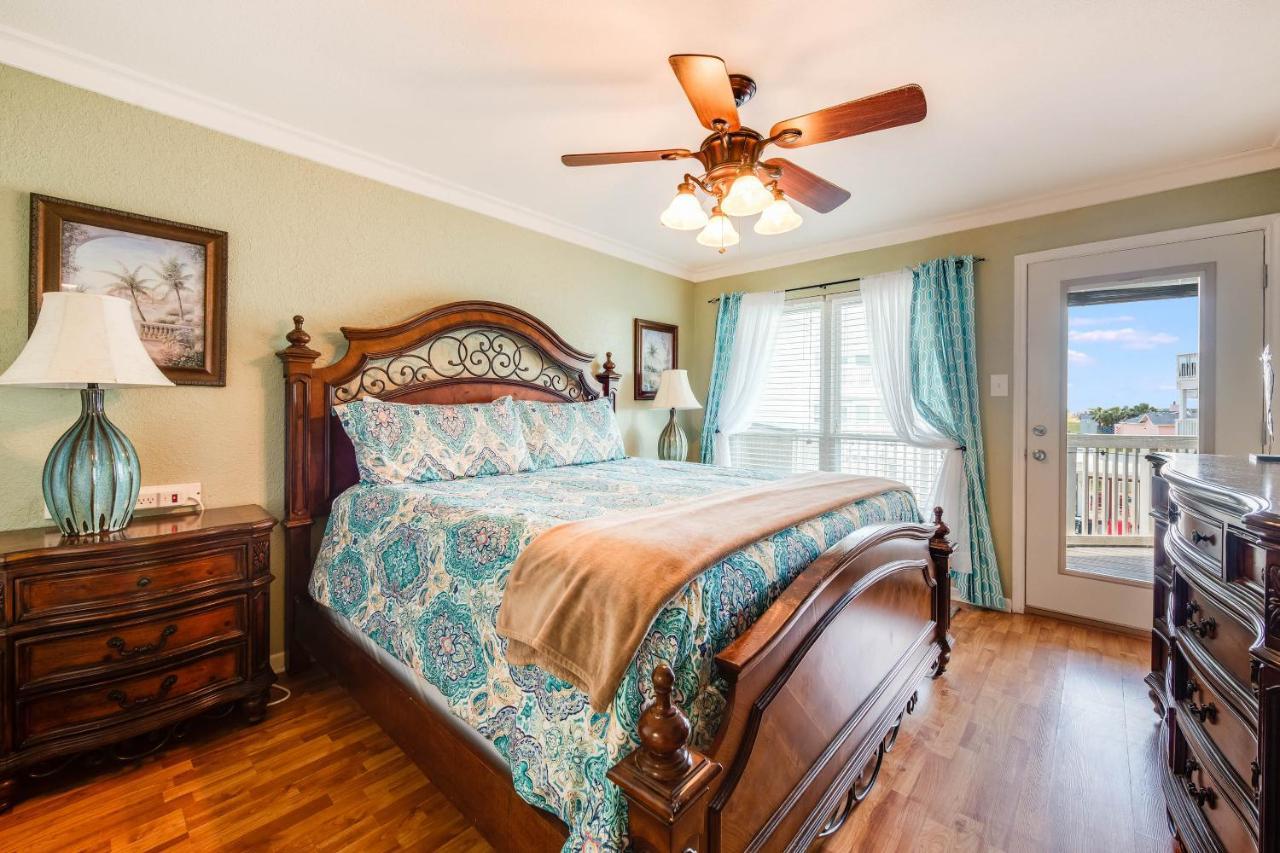 Gulf Breeze Apartment Mustang Beach Bagian luar foto